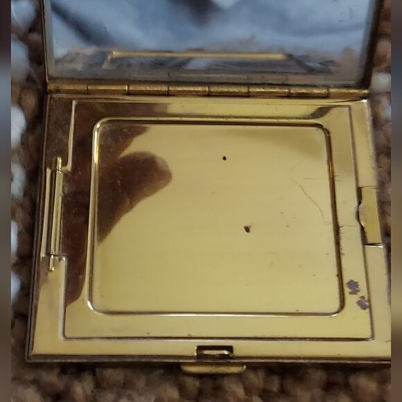 Vintage Mother of Pearl Compact Case Mirror Brass - Picture 5 of 6